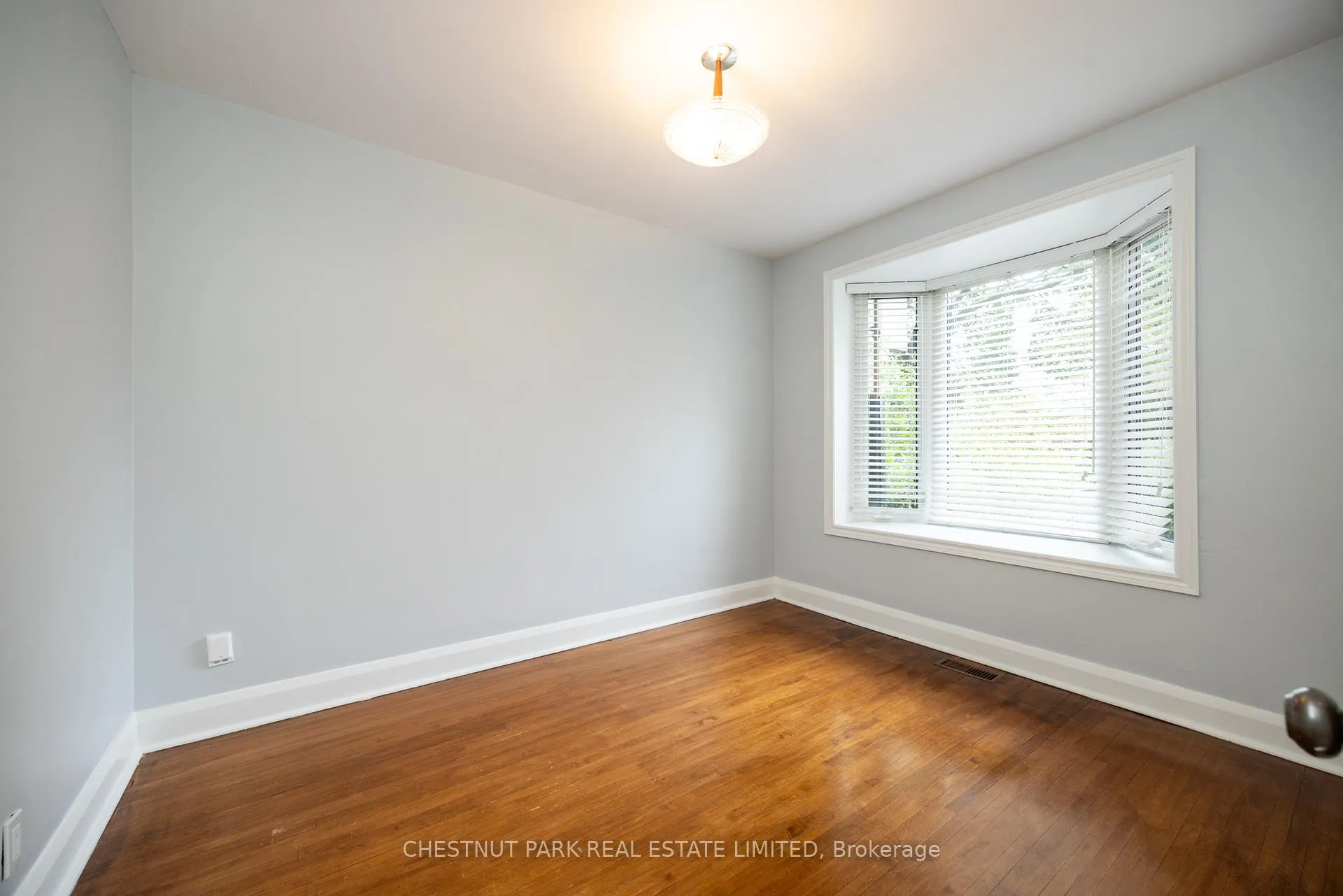 Photo 12 of 127 Randolph Road, Toronto, Leaside — HOMEH