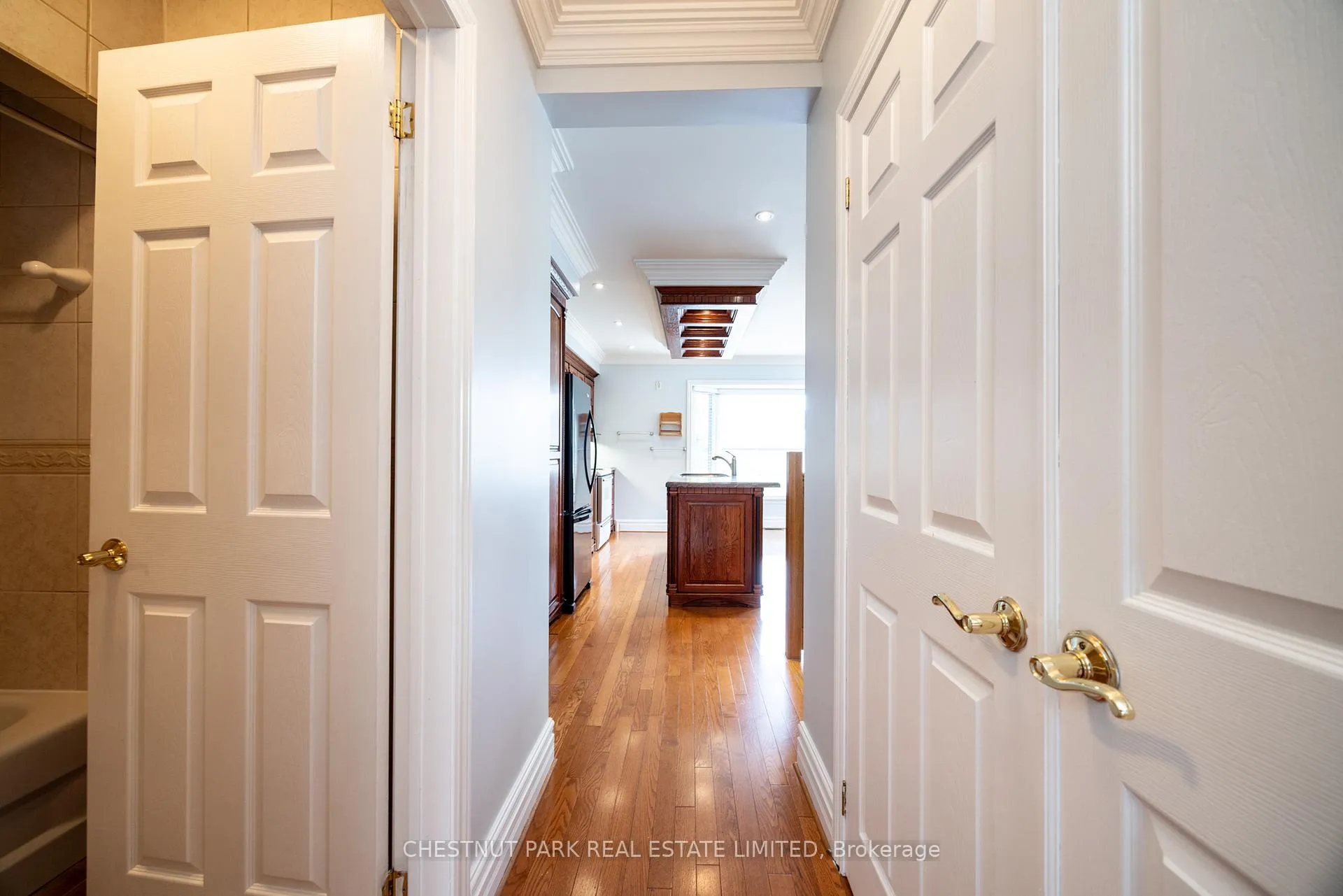 Photo 14 of 127 Randolph Road, Toronto, Leaside — HOMEH