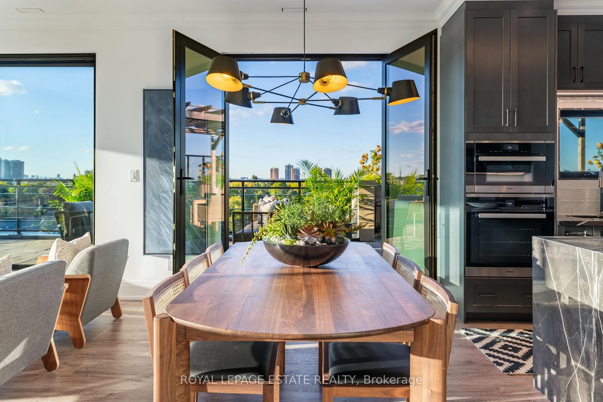 Photo 12 of Unit PH 1, 365 Beech Avenue, Toronto, The Beaches — HOMEH