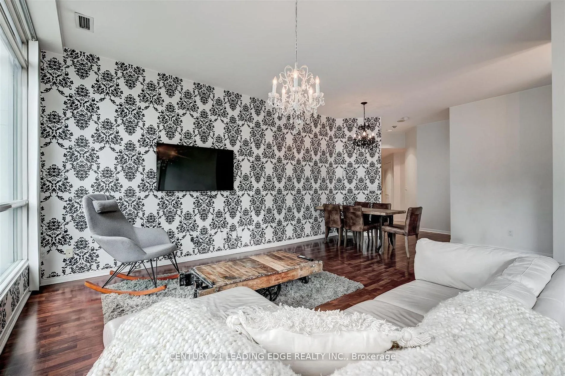 Photo 6 of Unit 903, 7 King Street E, Toronto, Church-Yonge Corridor — HOMEH