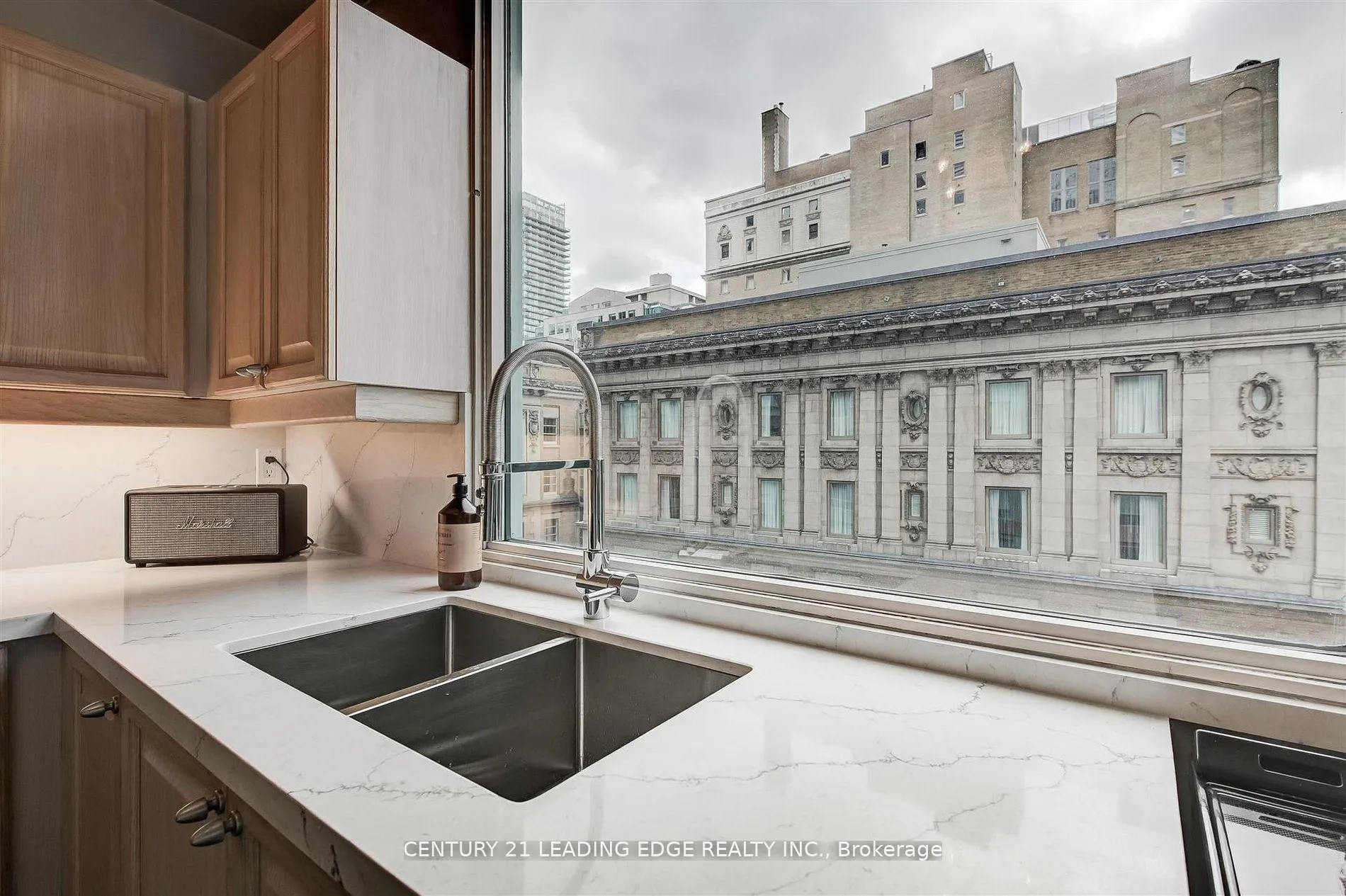 Photo 9 of Unit 903, 7 King Street E, Toronto, Church-Yonge Corridor — HOMEH