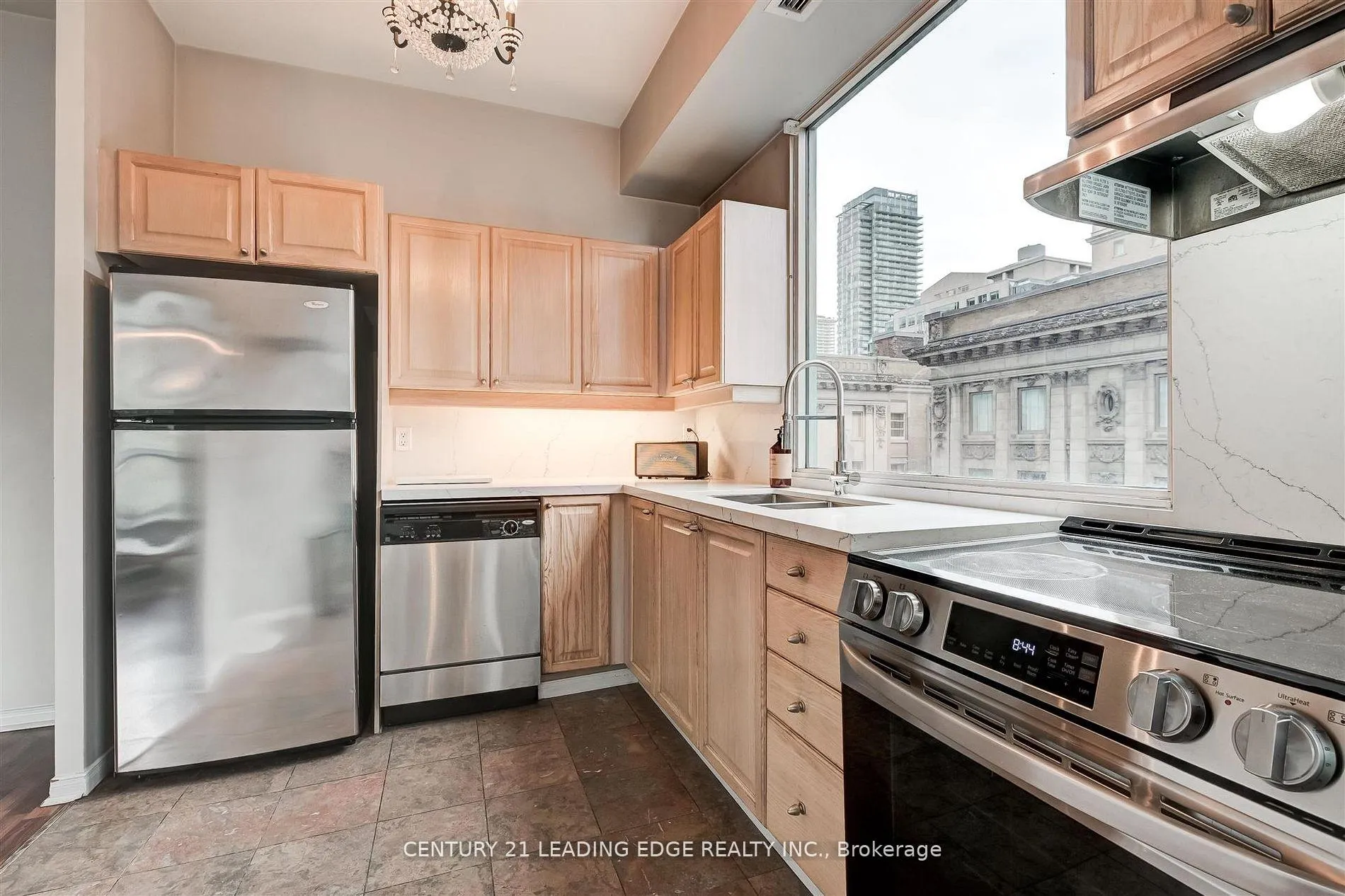 Photo 10 of Unit 903, 7 King Street E, Toronto, Church-Yonge Corridor — HOMEH