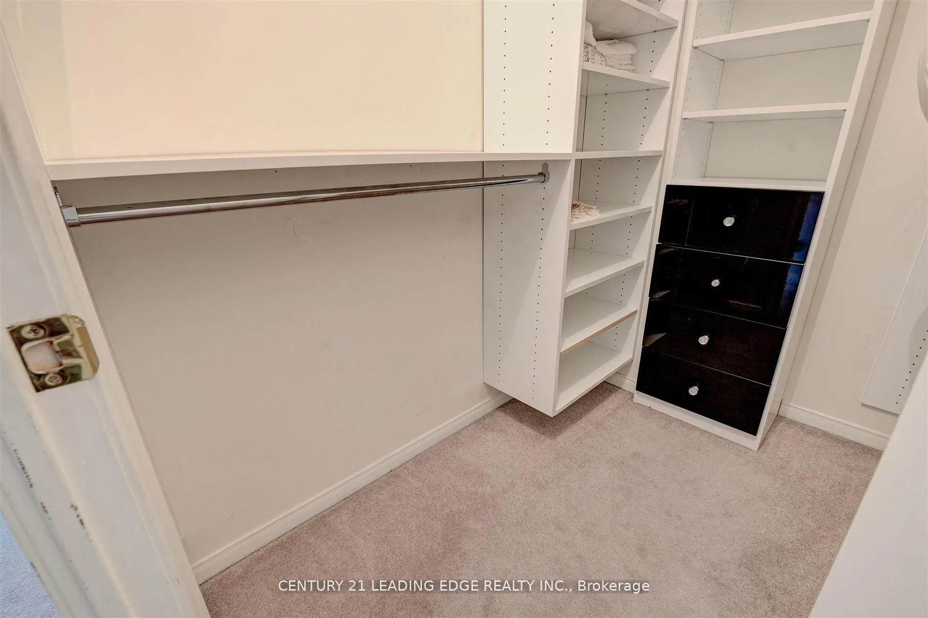 Photo 14 of Unit 903, 7 King Street E, Toronto, Church-Yonge Corridor — HOMEH
