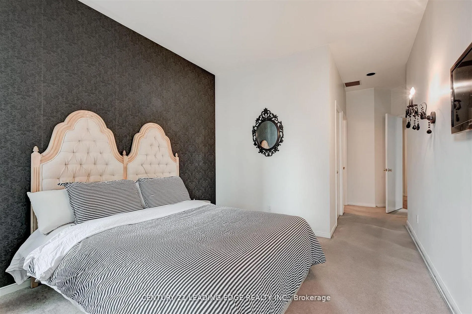 Photo 16 of Unit 903, 7 King Street E, Toronto, Church-Yonge Corridor — HOMEH