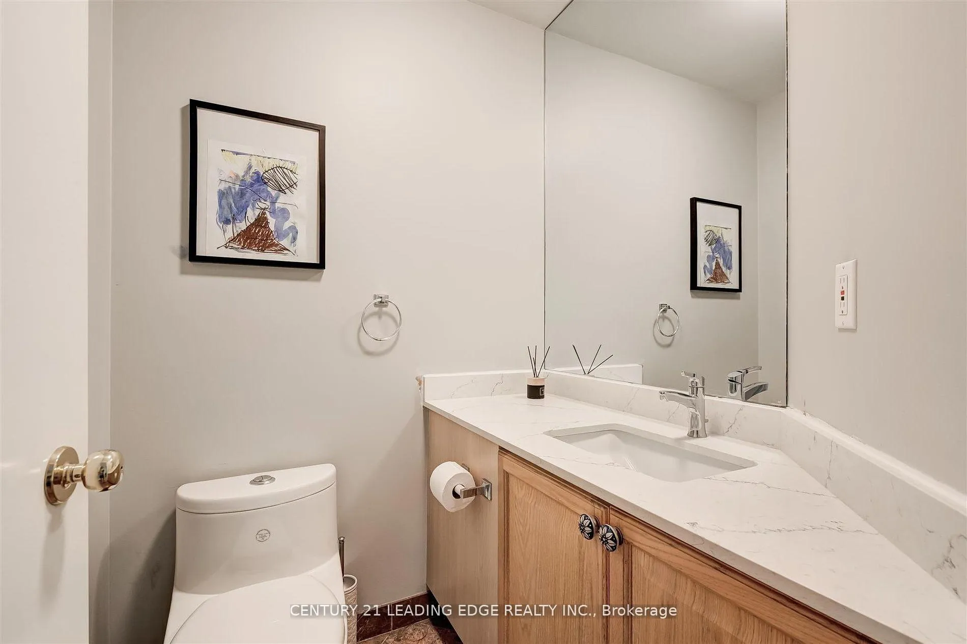 Photo 17 of Unit 903, 7 King Street E, Toronto, Church-Yonge Corridor — HOMEH
