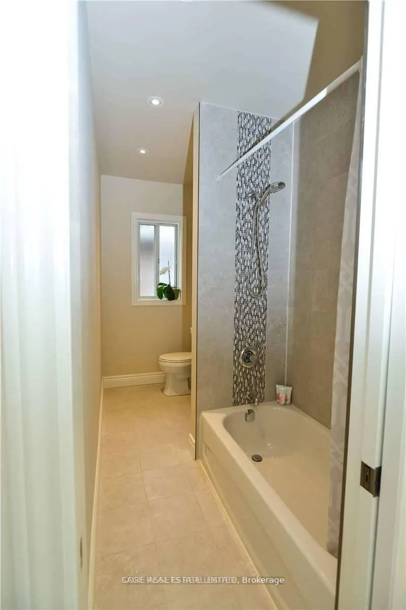 Photo 8 of Unit 3, 118 Braemar Avenue, Toronto, Yonge-Eglinton — HOMEH