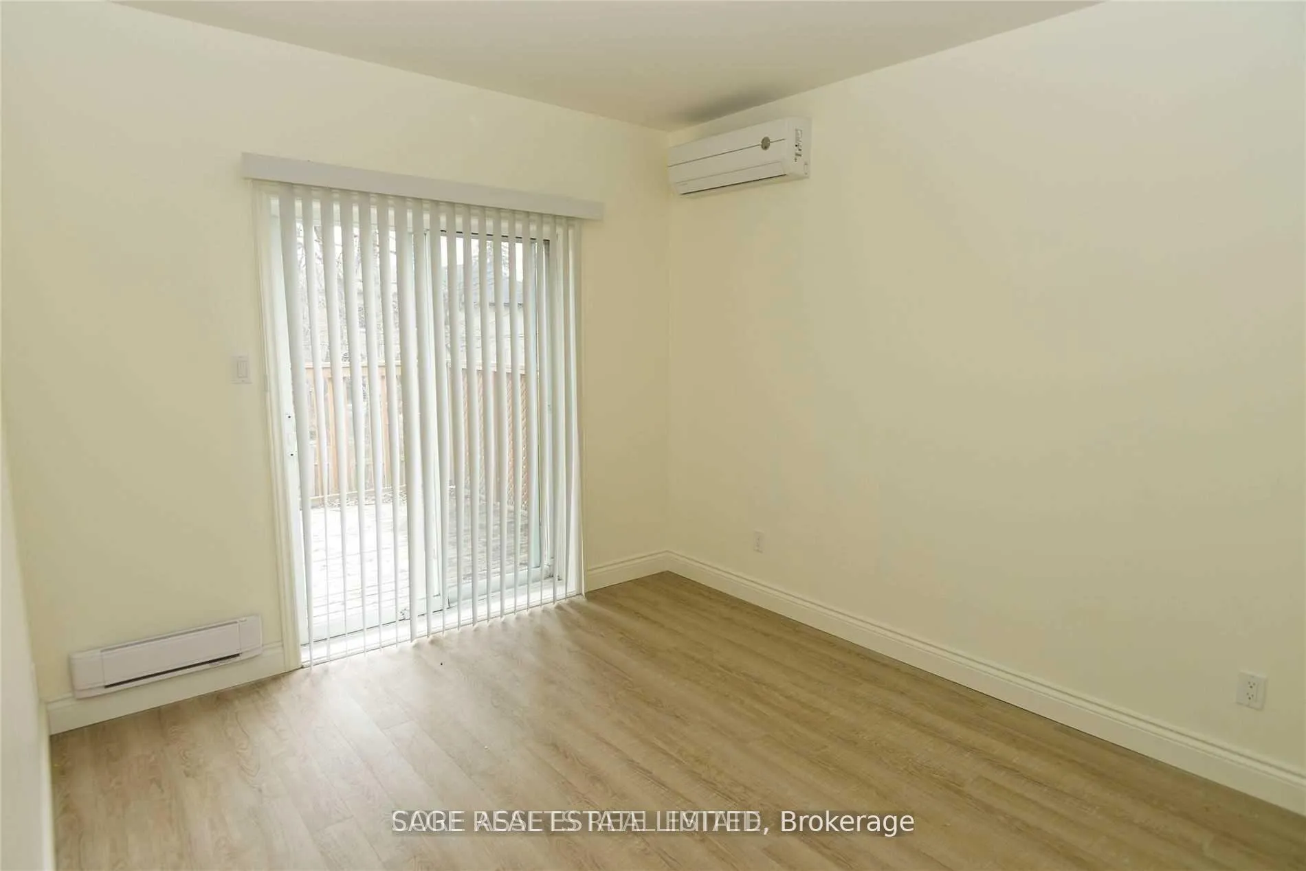 Photo 10 of Unit 3, 118 Braemar Avenue, Toronto, Yonge-Eglinton — HOMEH