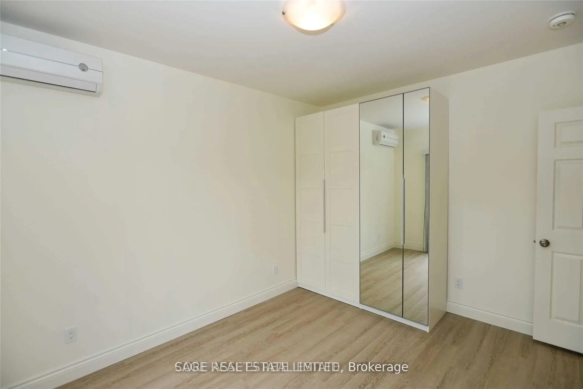 Photo 11 of Unit 3, 118 Braemar Avenue, Toronto, Yonge-Eglinton — HOMEH