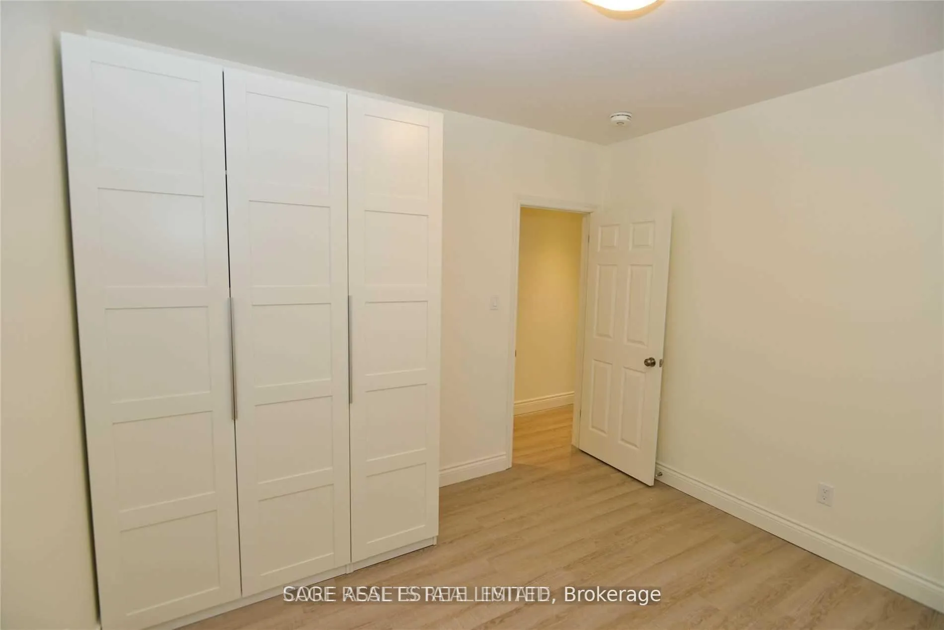 Photo 12 of Unit 3, 118 Braemar Avenue, Toronto, Yonge-Eglinton — HOMEH