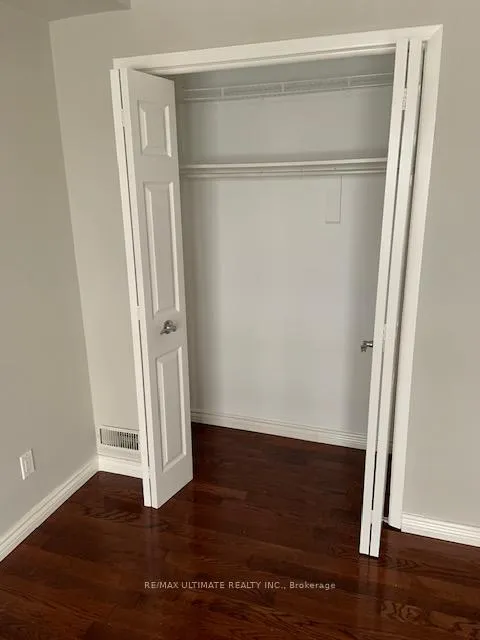 Photo 11 of Unit 2, 1 Killarney Road, Toronto, Forest Hill South — HOMEH