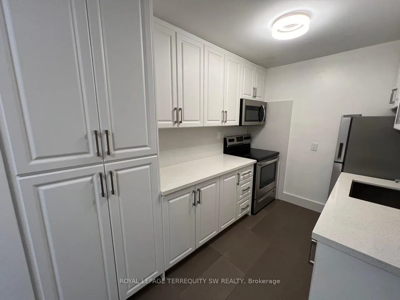 Photo 5 of Unit 6, 213 Queen Street E, Toronto, Moss Park — HOMEH