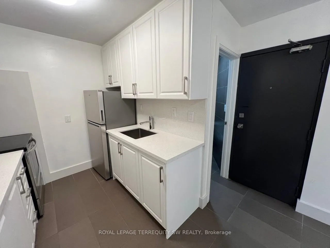 Photo 6 of Unit 6, 213 Queen Street E, Toronto, Moss Park — HOMEH