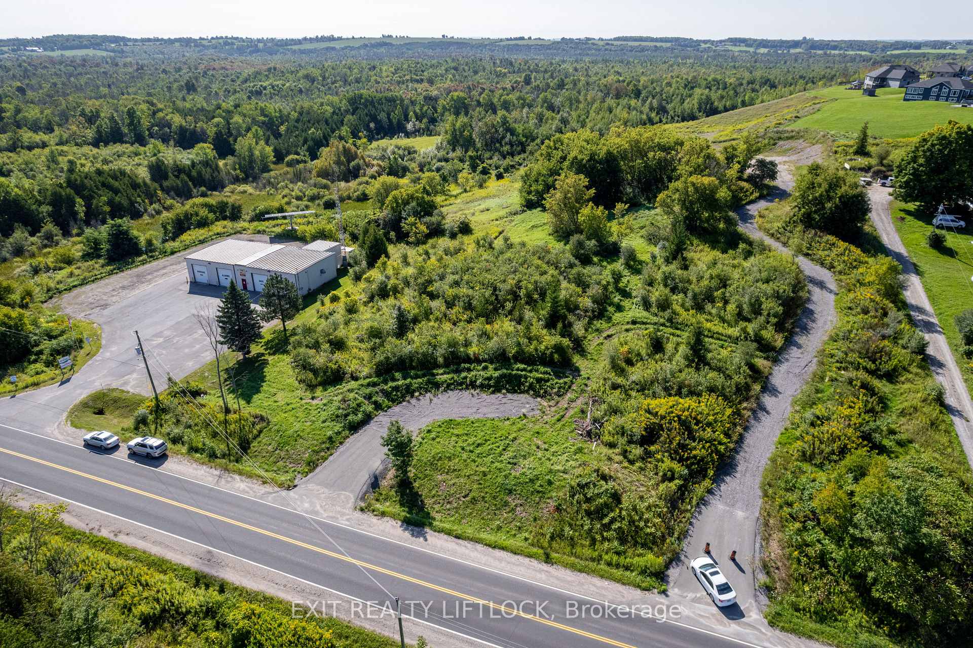 Photo 4 of 1045 Mount Pleasant Road, Cavan Monaghan, Cavan Twp — HOMEH