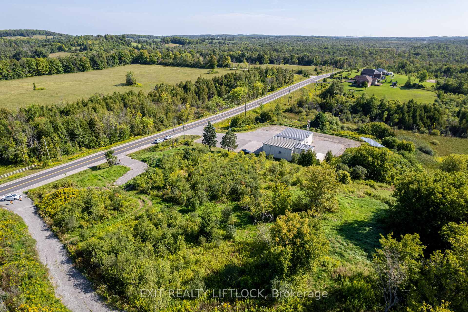 Photo 9 of 1045 Mount Pleasant Road, Cavan Monaghan, Cavan Twp — HOMEH