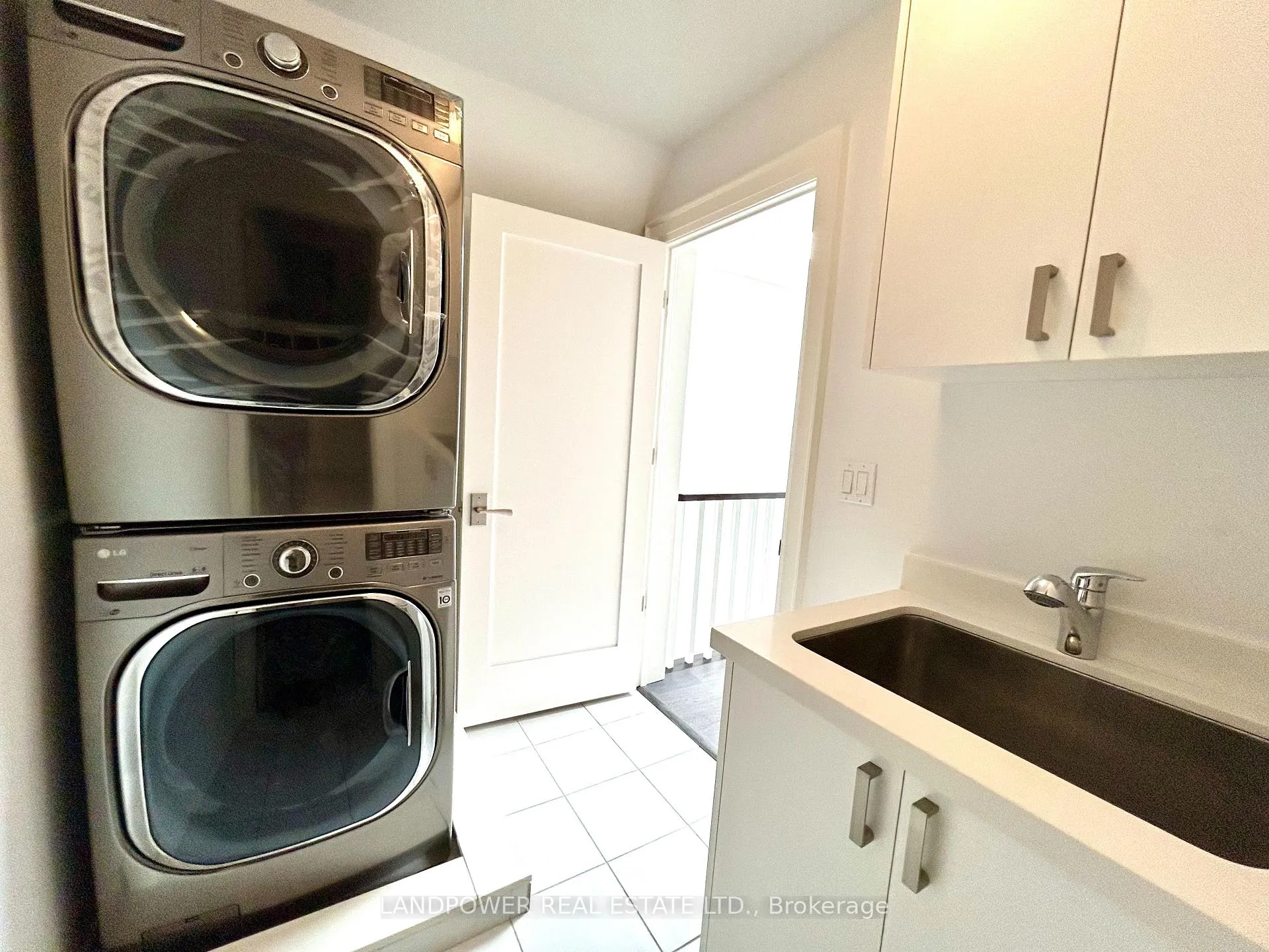 Photo 21 of 118 Melrose Avenue, Toronto, Lawrence Park North — HOMEH