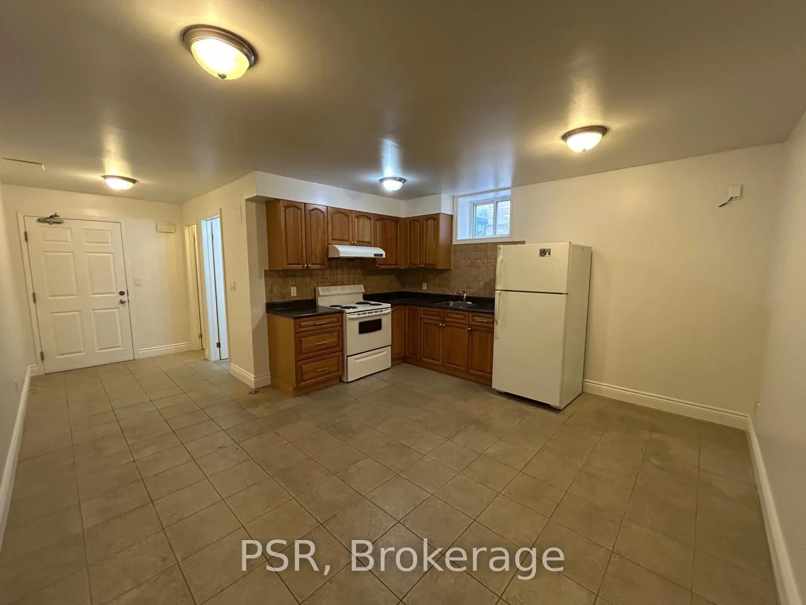 Photo 2 of Unit 6, 349 Northcliffe Boulevard, Toronto, Oakwood Village — HOMEH