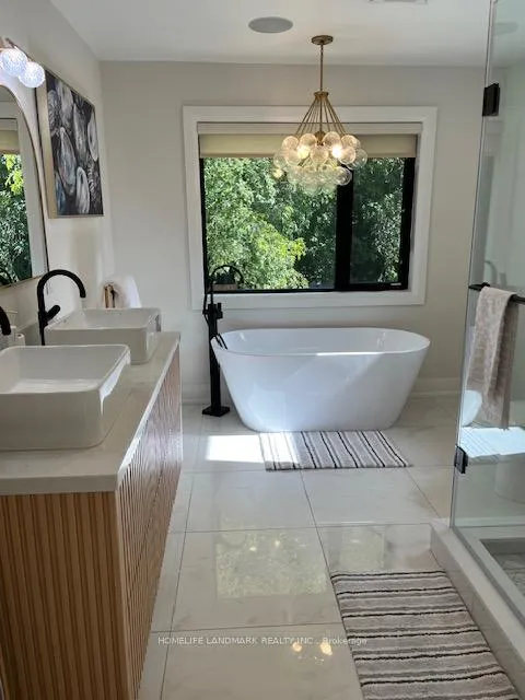 Photo 12 of 19 Elmsthorpe Avenue, Toronto, Forest Hill South — HOMEH