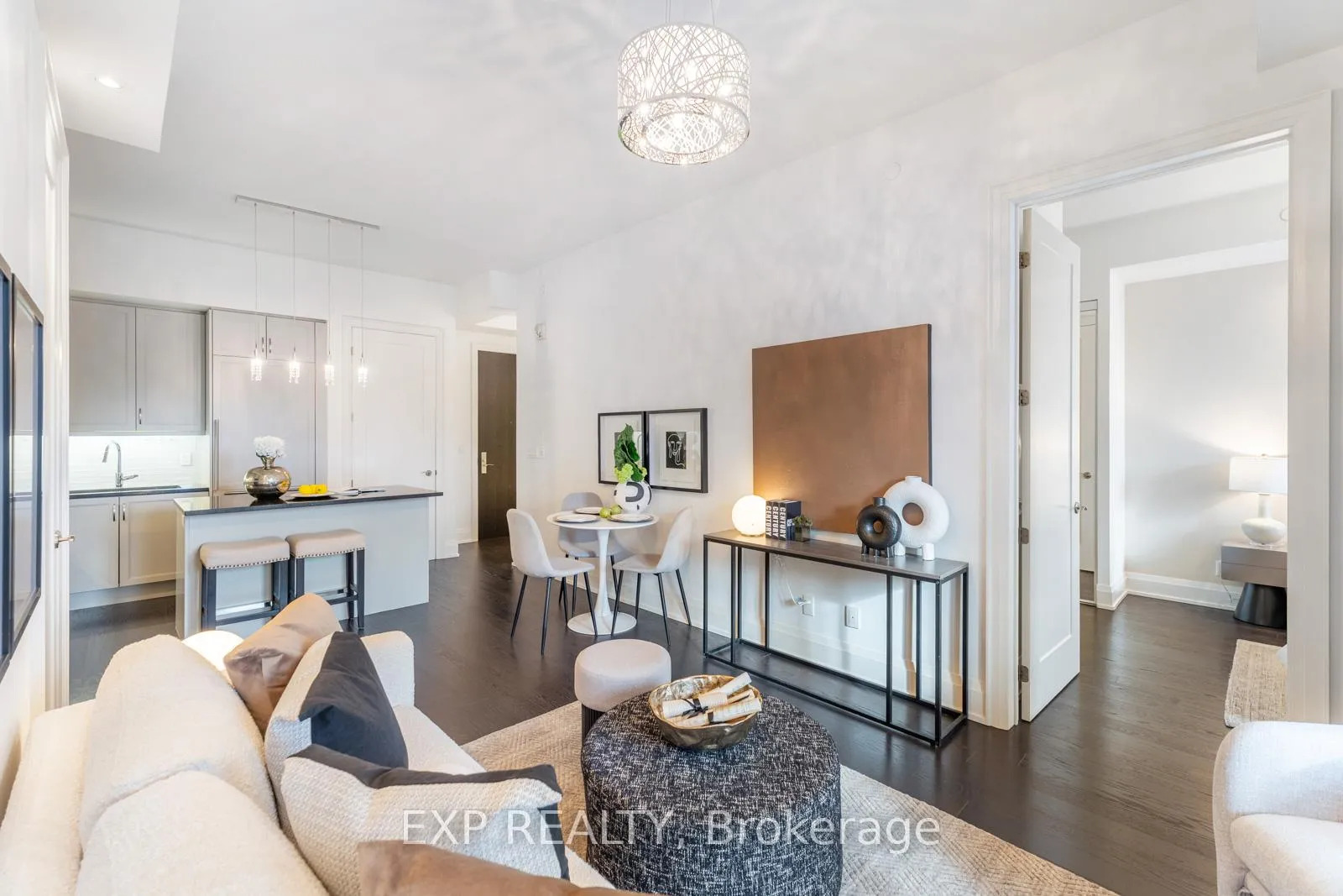 Photo 15 of Unit 233, 20 Fred Varley Drive, Markham, Unionville — HOMEH