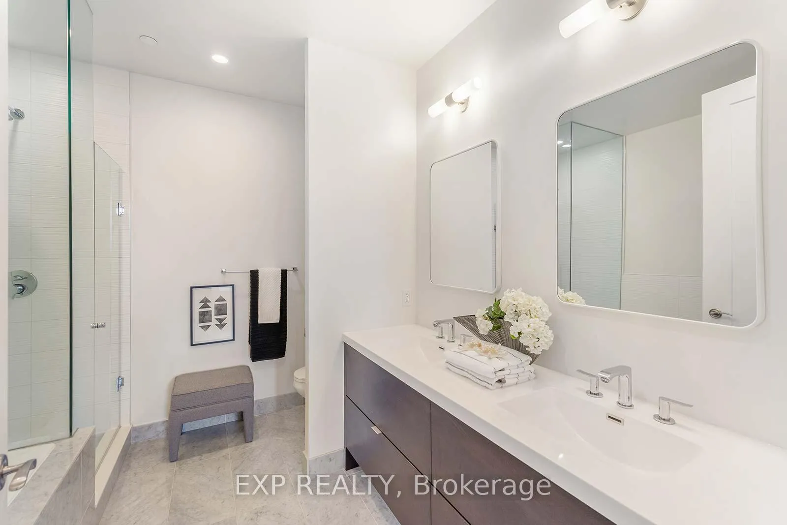 Photo 27 of Unit 233, 20 Fred Varley Drive, Markham, Unionville — HOMEH
