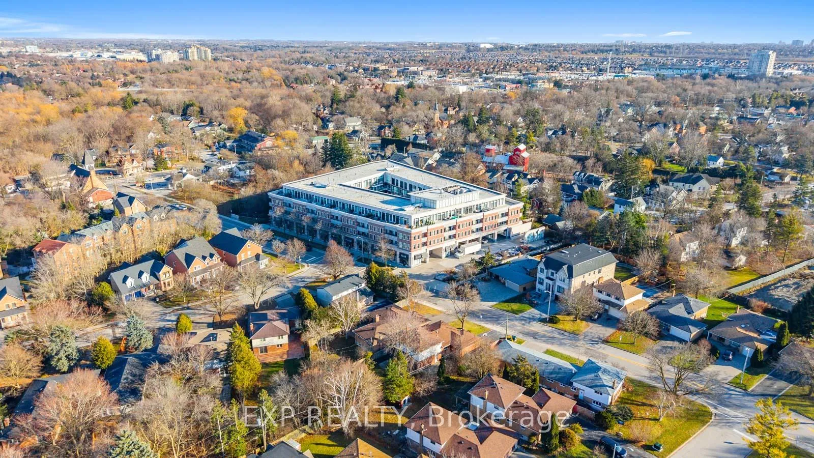 Photo 37 of Unit 233, 20 Fred Varley Drive, Markham, Unionville — HOMEH