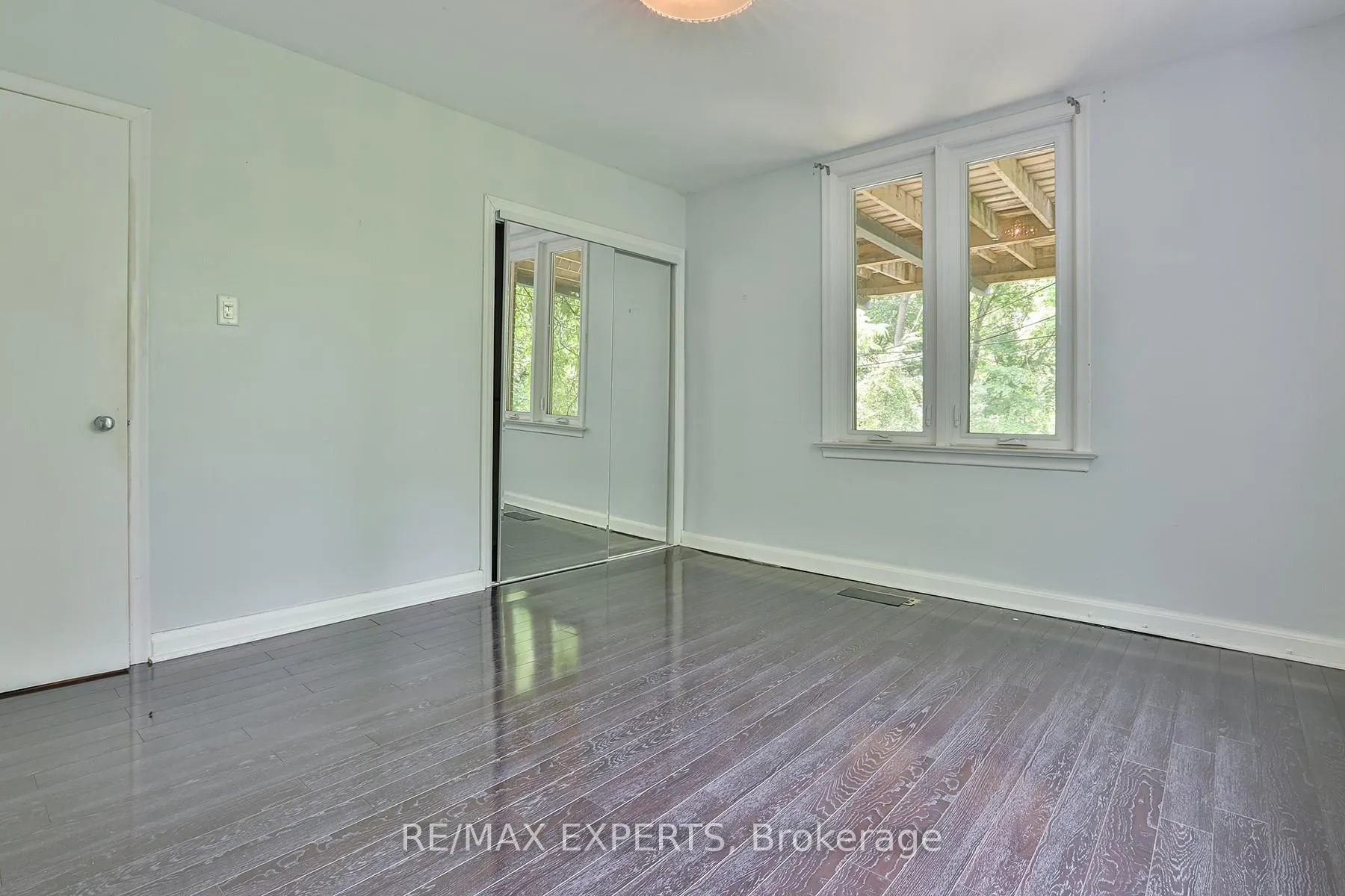 Photo 7 of Unit 2, 237 Douglas Avenue, Toronto, Lawrence Park North — HOMEH