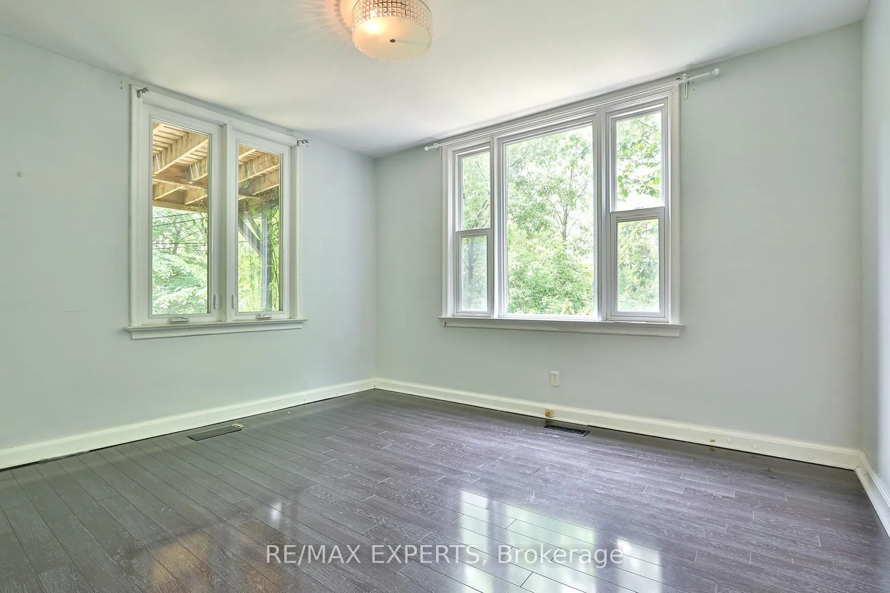 Photo 8 of Unit 2, 237 Douglas Avenue, Toronto, Lawrence Park North — HOMEH
