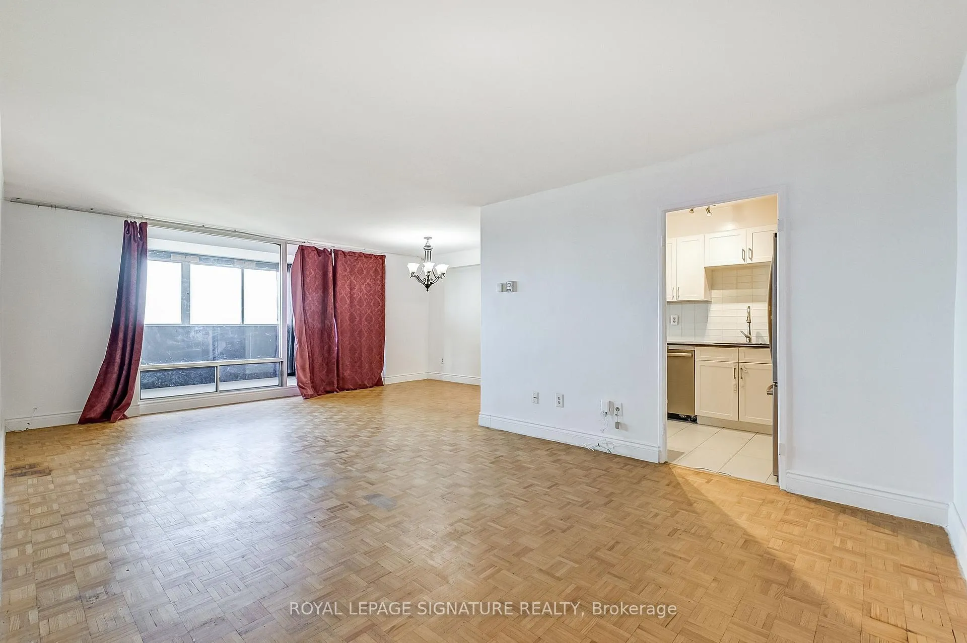 Photo 7 of Unit 2007, 1 Massey Square, Toronto, Crescent Town — HOMEH