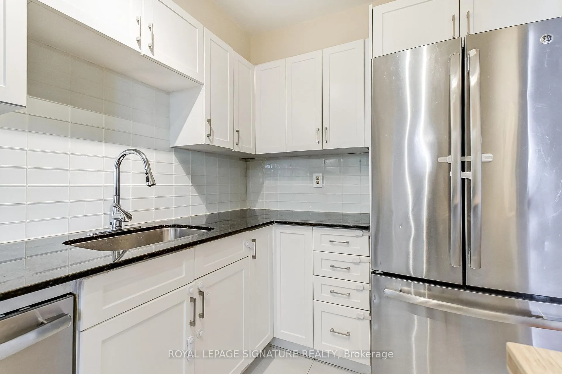 Photo 13 of Unit 2007, 1 Massey Square, Toronto, Crescent Town — HOMEH