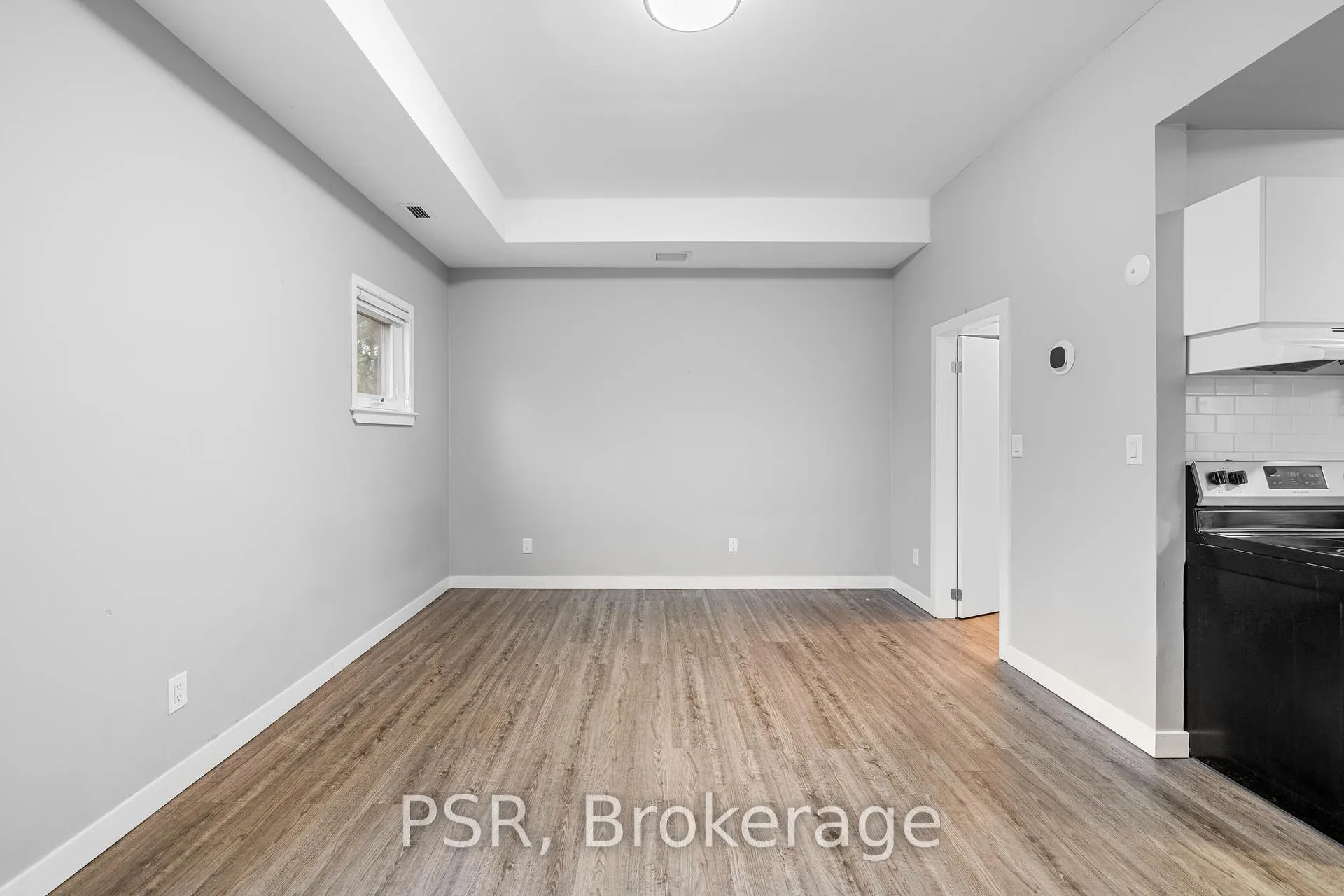 Photo 4 of Unit 5, 205 Gerrard Street E, Toronto, Moss Park — HOMEH
