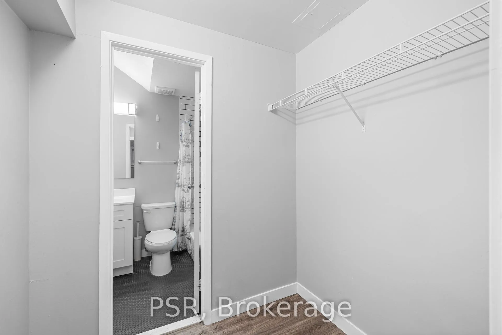 Photo 12 of Unit 5, 205 Gerrard Street E, Toronto, Moss Park — HOMEH