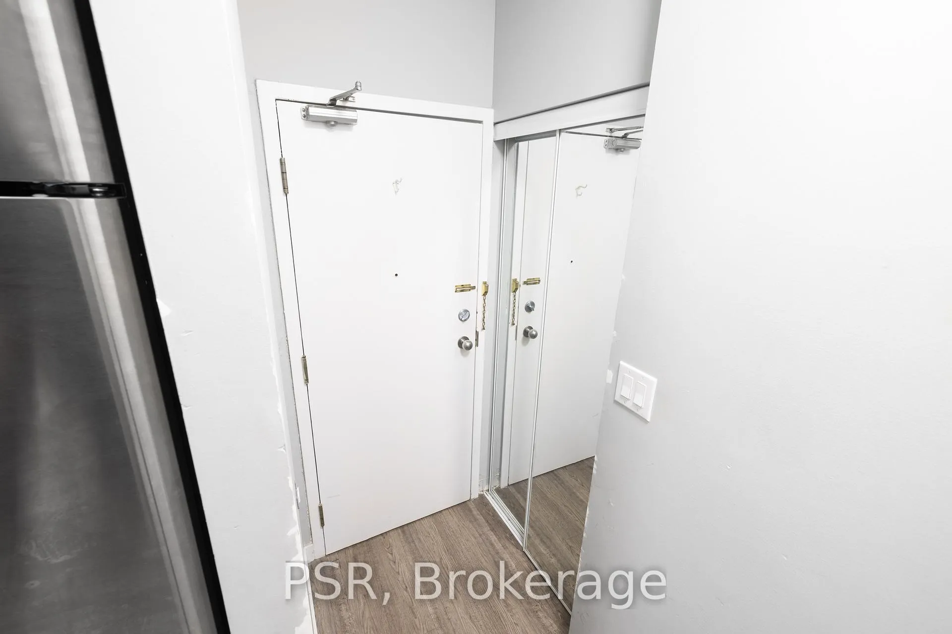 Photo 15 of Unit 5, 205 Gerrard Street E, Toronto, Moss Park — HOMEH