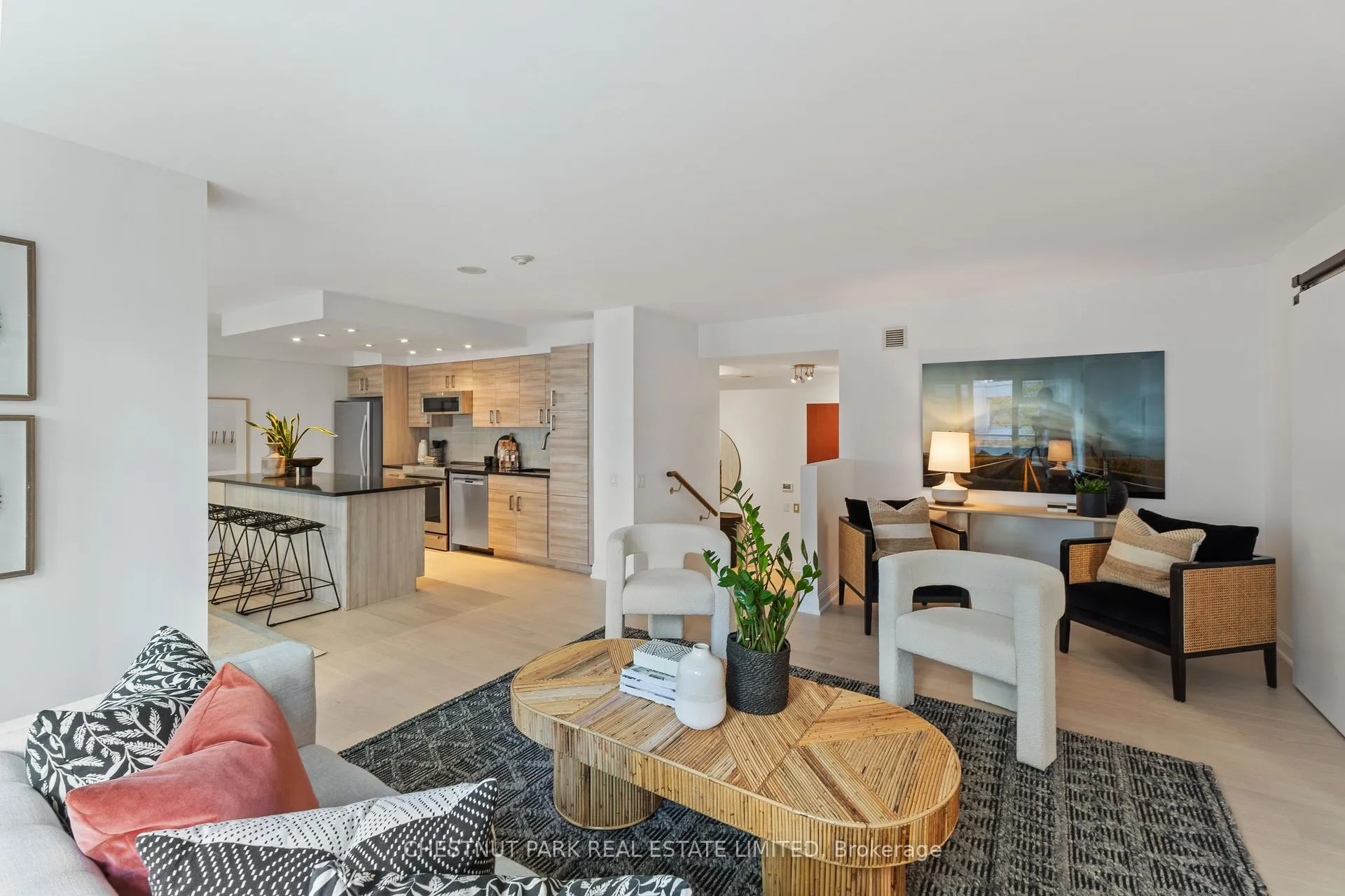 Front of Unit 311, 2181 Yonge Street