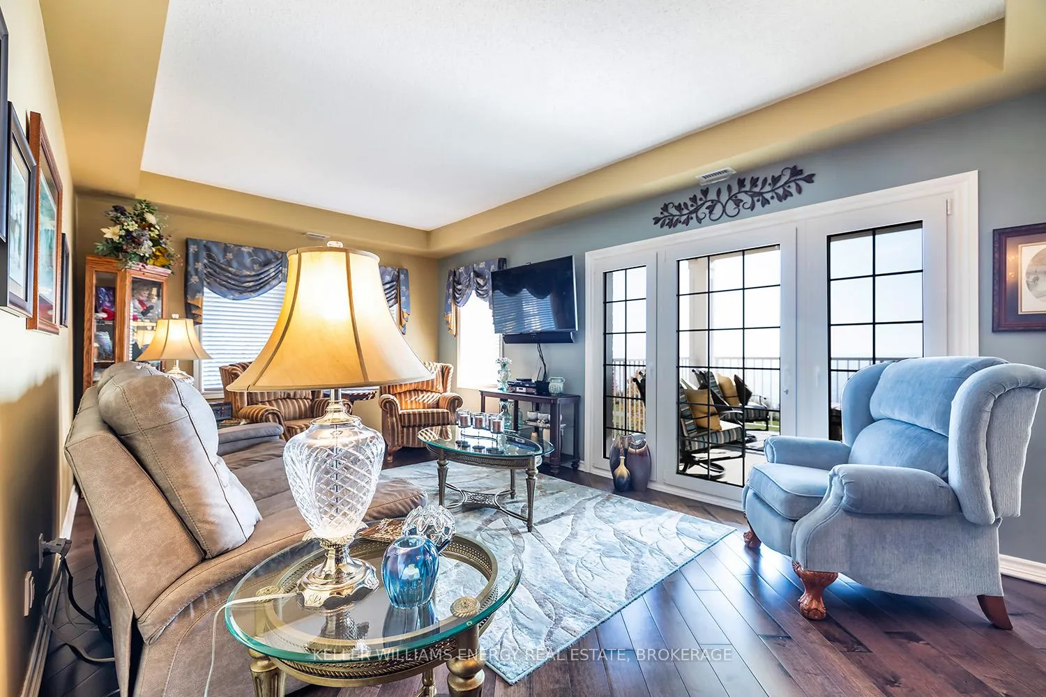 Photo 7 of Unit 202, 395 Lakebreeze Drive, Clarington, Newcastle — HOMEH