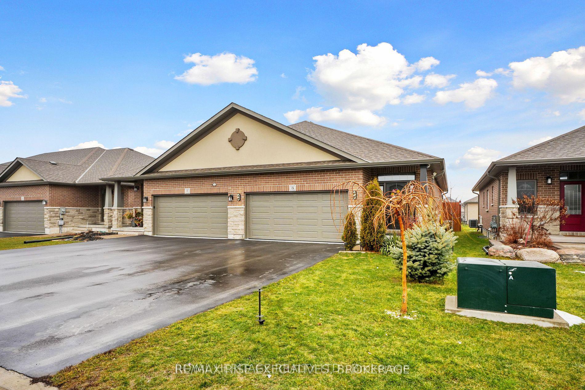 Photo 4 of 75 Farmington Crescent, Belleville, Thurlow Ward — HOMEH