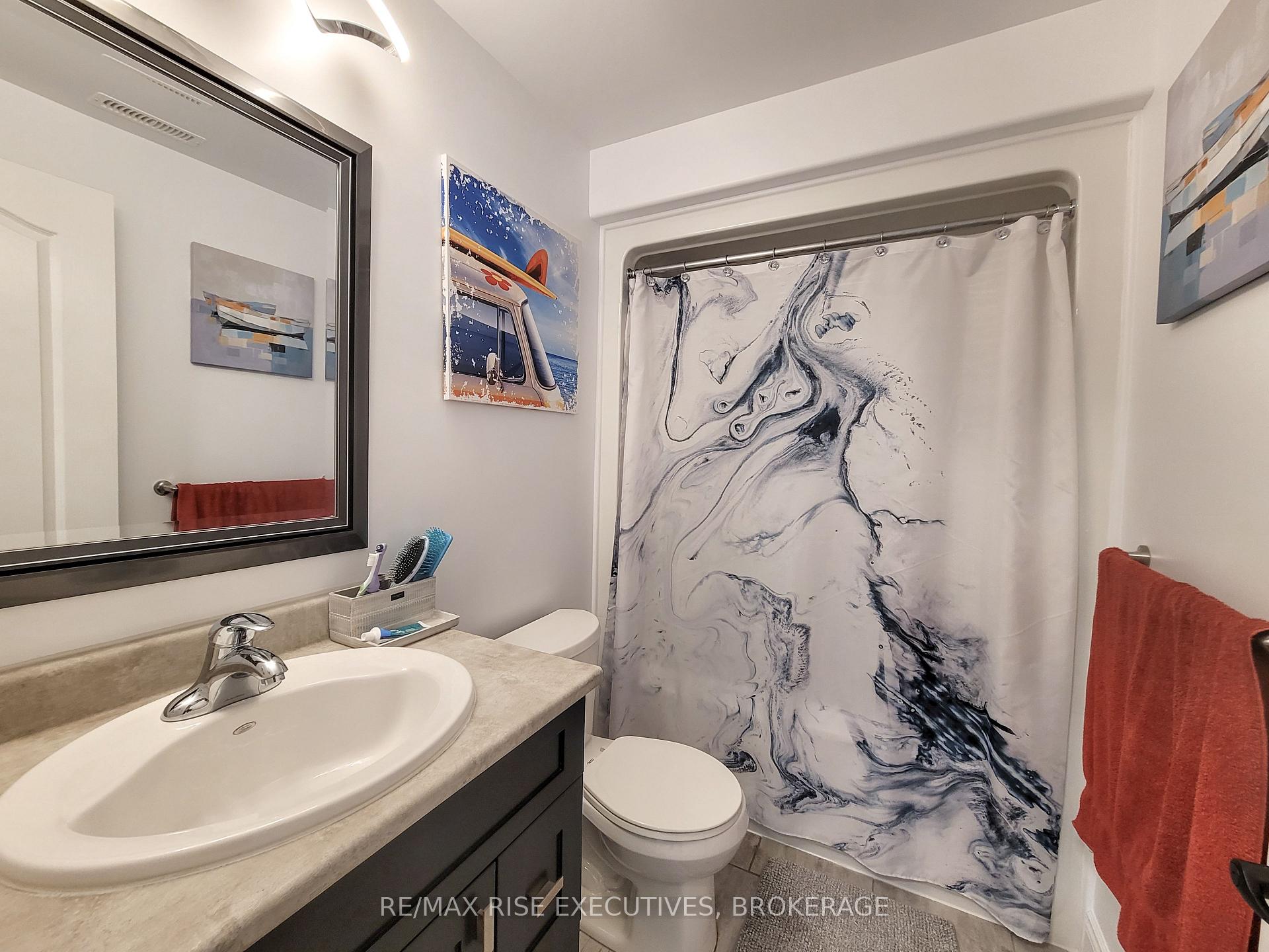Photo 21 of 75 Farmington Crescent, Belleville, Thurlow Ward — HOMEH