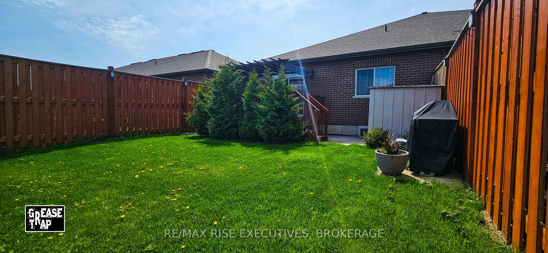 Photo 27 of 75 Farmington Crescent, Belleville, Thurlow Ward — HOMEH