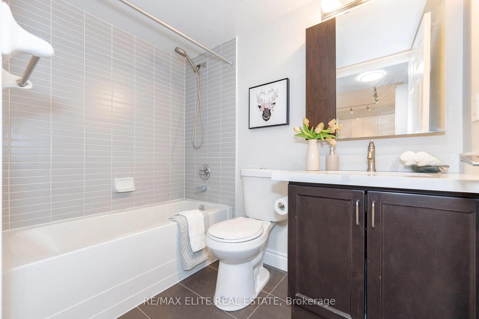 Photo 17 of Unit 616, 39 Galleria Parkway, Markham, Commerce Valley — HOMEH