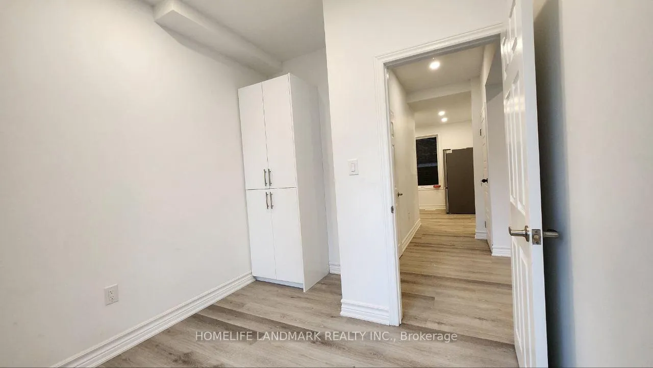 Photo 4 of Unit 3, 325 Simcoe Street S, Oshawa, Central — HOMEH