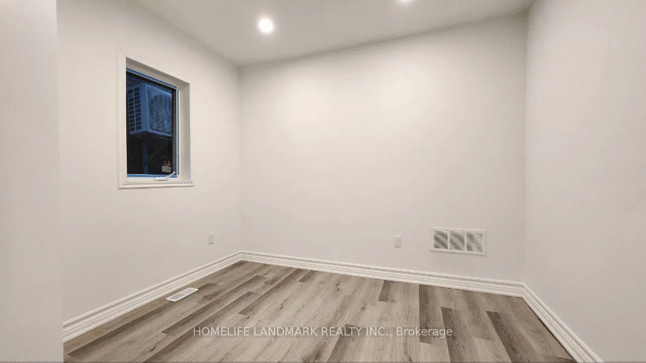 Photo 7 of Unit 3, 325 Simcoe Street S, Oshawa, Central — HOMEH