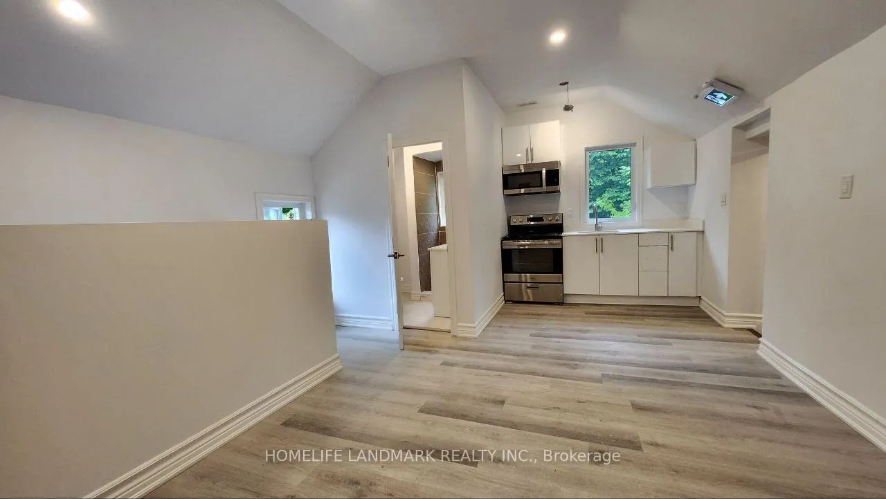 Photo 7 of Unit 2, 325 Simcoe Street S, Oshawa, Central — HOMEH
