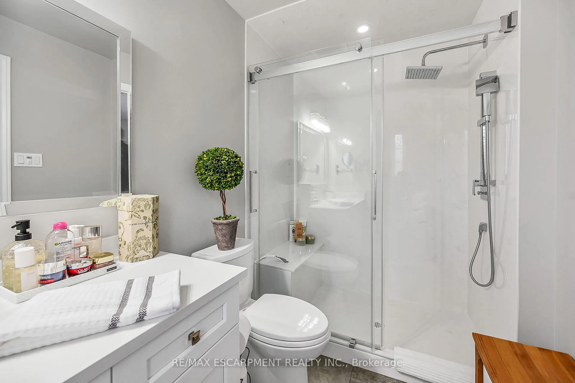 Photo 31 of Unit 8, 99 Panabaker Drive, Hamilton, Ancaster — HOMEH