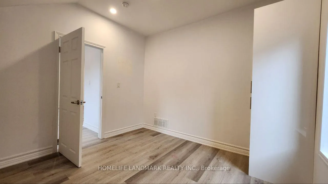 Photo 11 of Unit 1, 325 Simcoe Street S, Oshawa, Central — HOMEH