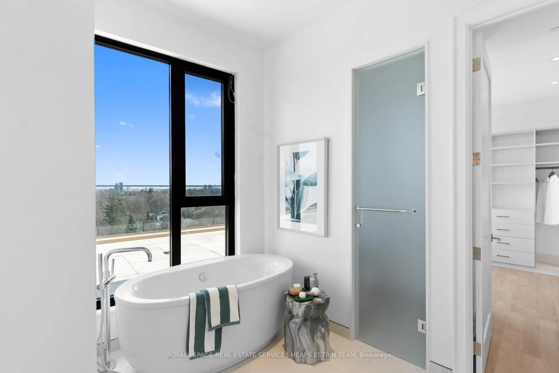 Photo 20 of Unit PH02, 1 Strathgowan Avenue, Toronto, Lawrence Park South — HOMEH
