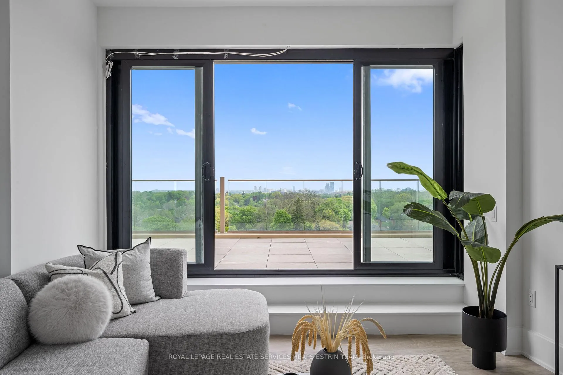 Photo 32 of Unit PH02, 1 Strathgowan Avenue, Toronto, Lawrence Park South — HOMEH