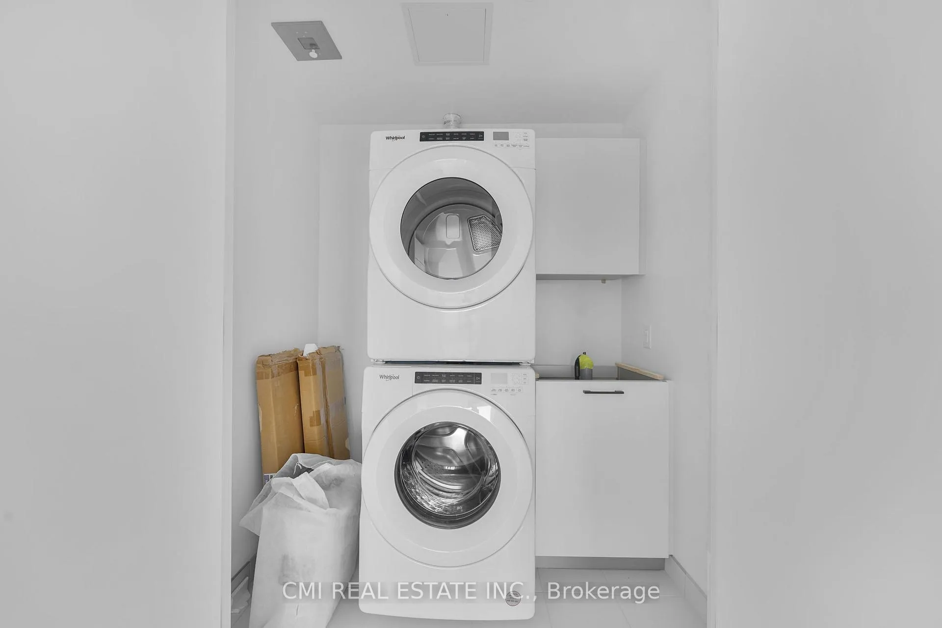 Photo 8 of Unit 1603, 33 Frederick Todd Way, Toronto, Thorncliffe Park — HOMEH