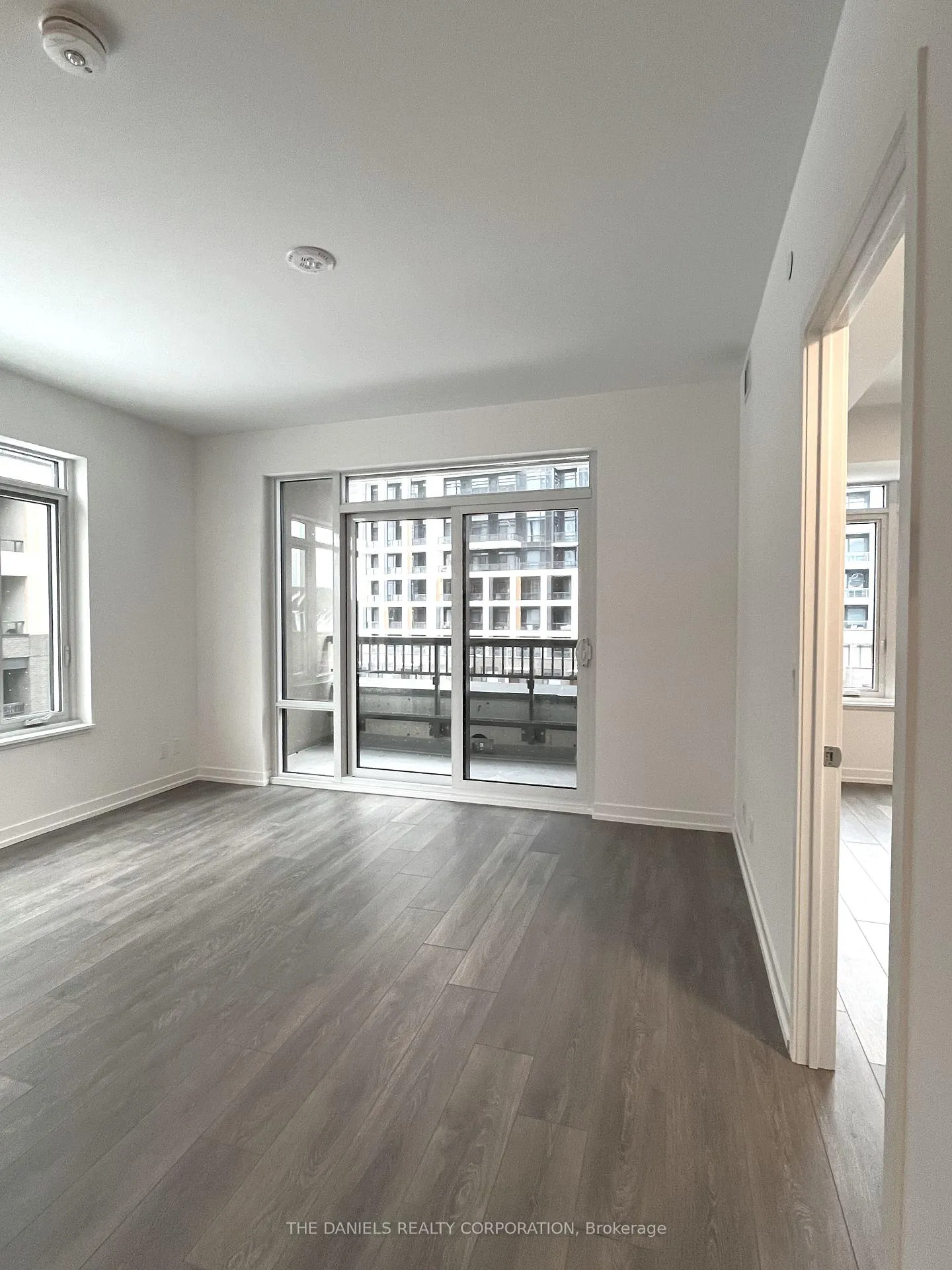 Photo 4 of Unit 333, 8 Beverley Glen Boulevard, Vaughan, Beverley Glen — HOMEH