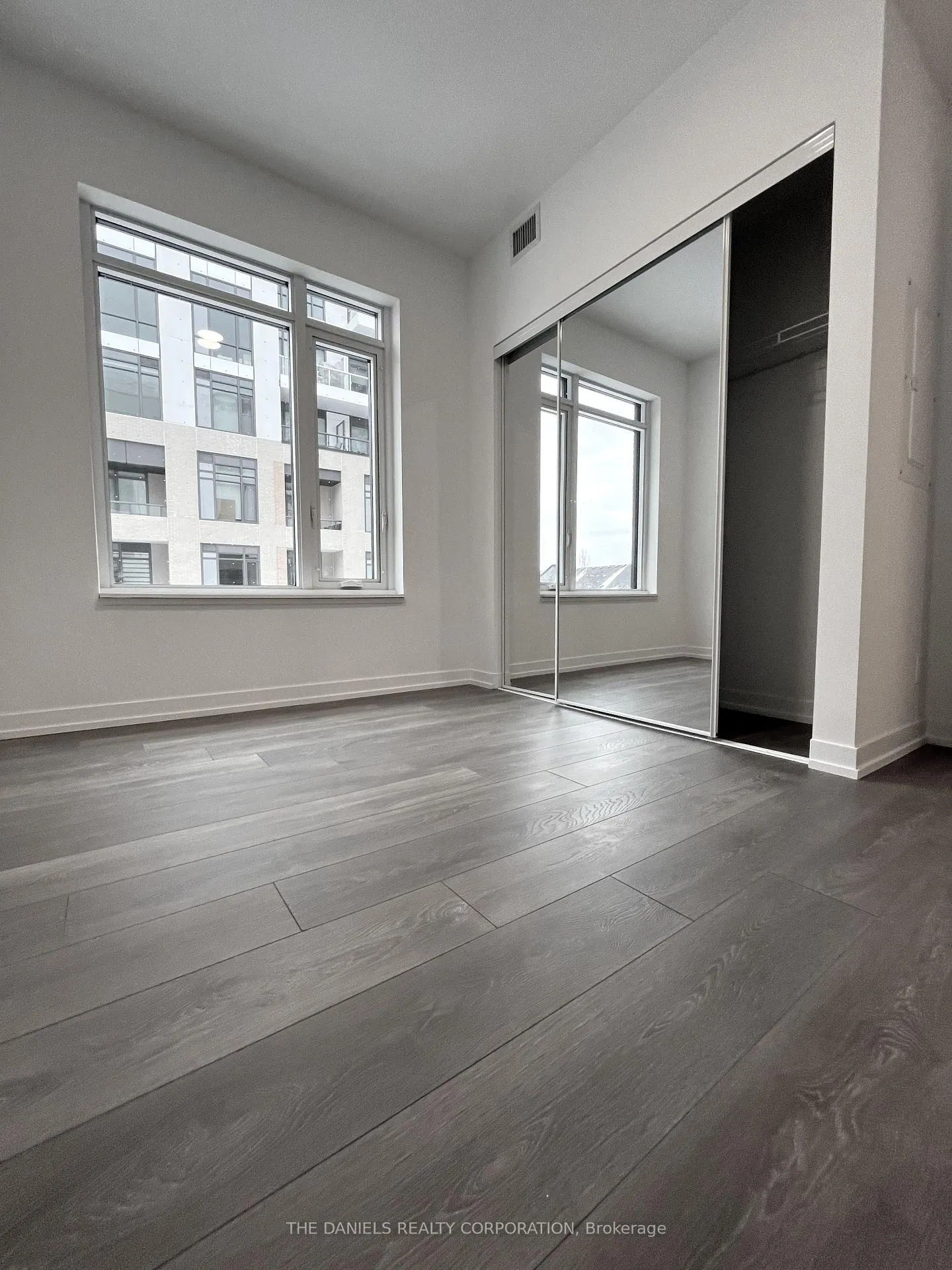 Photo 7 of Unit 333, 8 Beverley Glen Boulevard, Vaughan, Beverley Glen — HOMEH