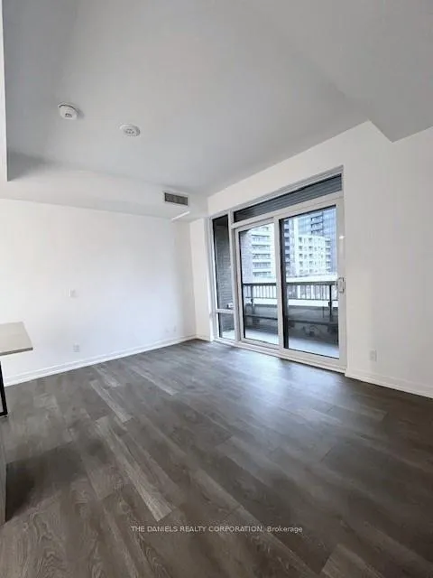 Photo 3 of Unit 326, 8 Beverley Glen Boulevard, Vaughan, Beverley Glen — HOMEH