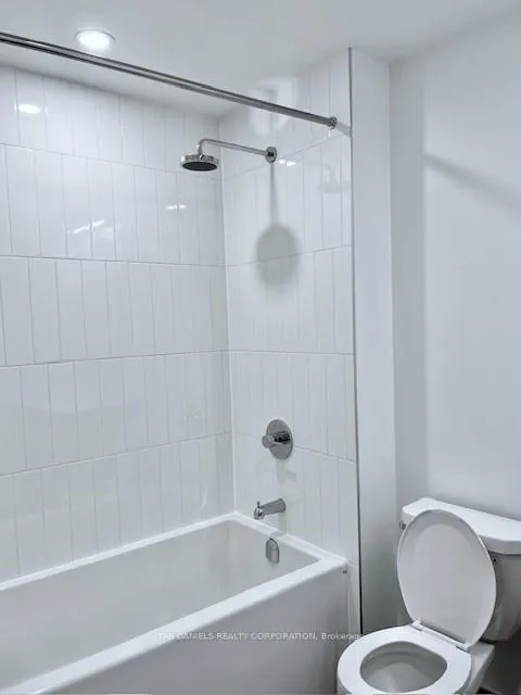 Photo 13 of Unit 326, 8 Beverley Glen Boulevard, Vaughan, Beverley Glen — HOMEH