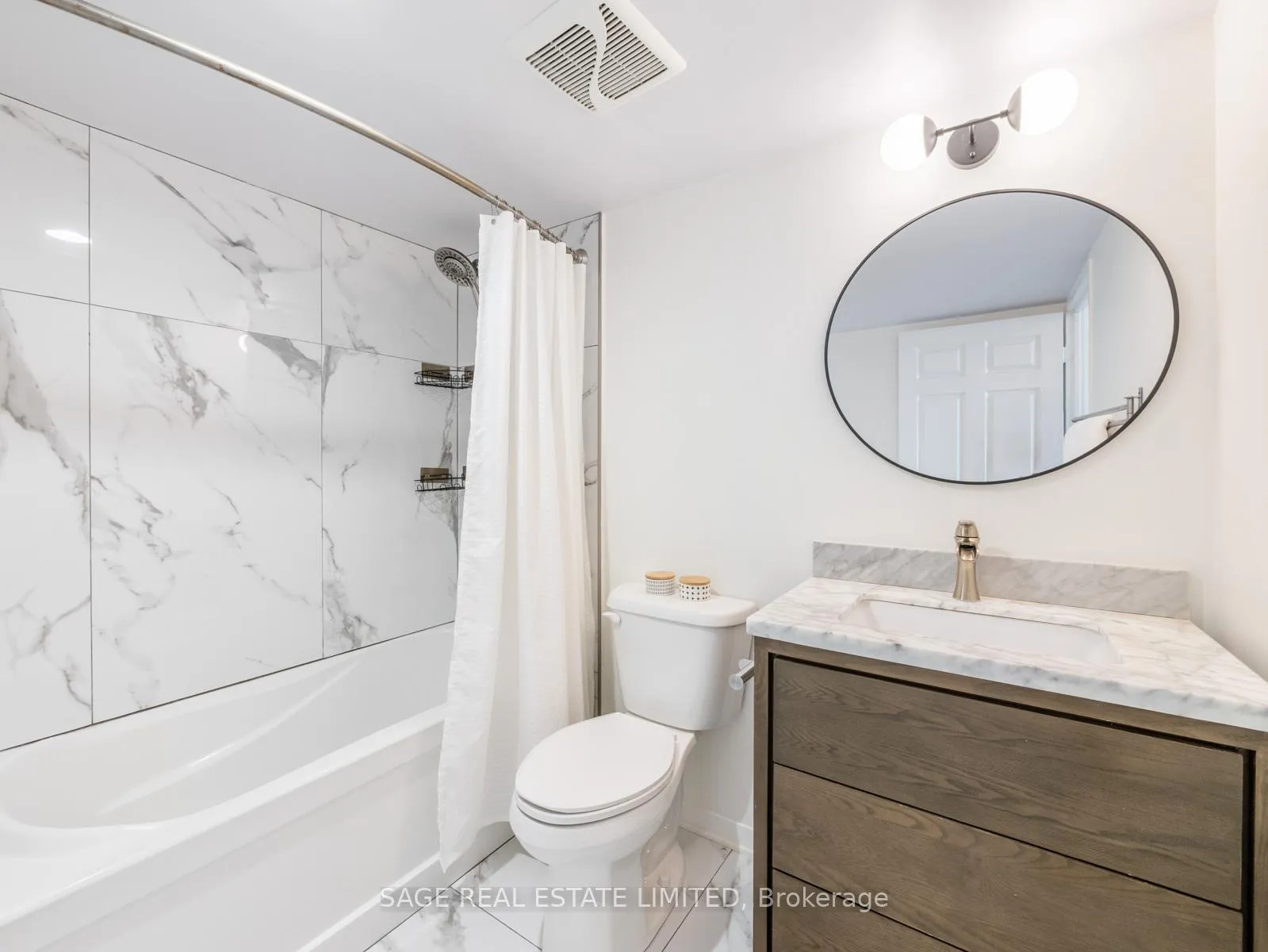 Photo 13 of Unit 909, 70 Mill Street, Toronto, Waterfront Communities — HOMEH
